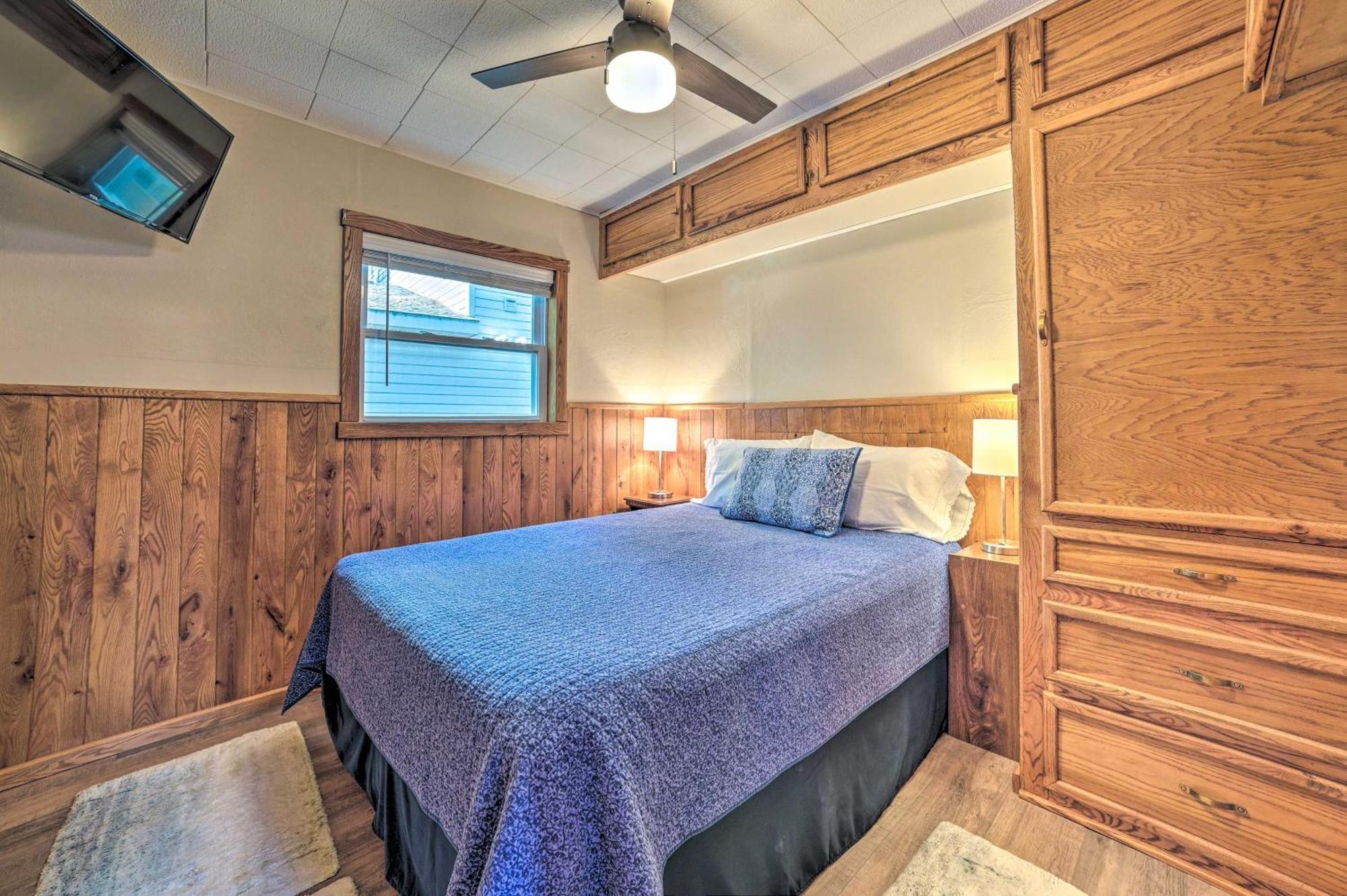 East Tawas Lakefront Getaway With Kayaks And Deck Zewnętrze zdjęcie