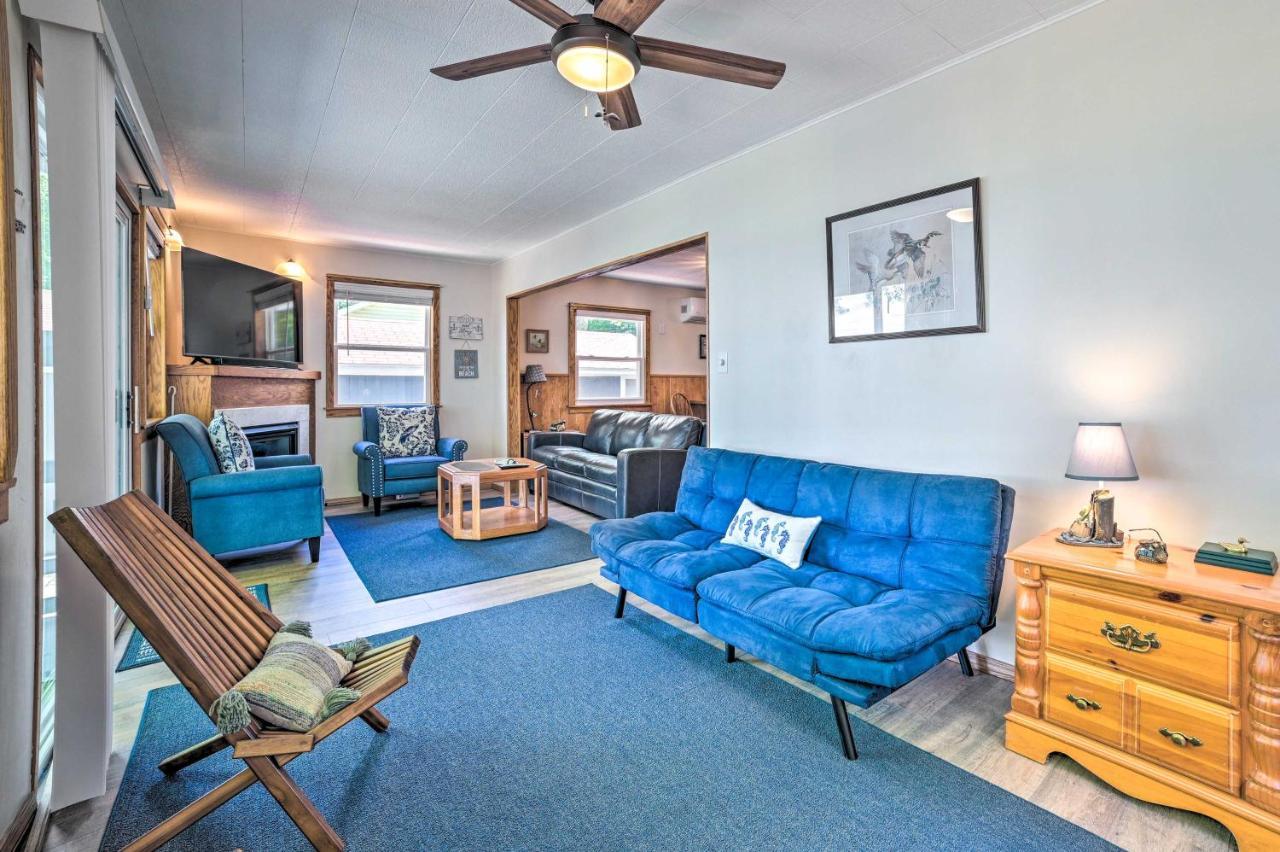 East Tawas Lakefront Getaway With Kayaks And Deck Zewnętrze zdjęcie