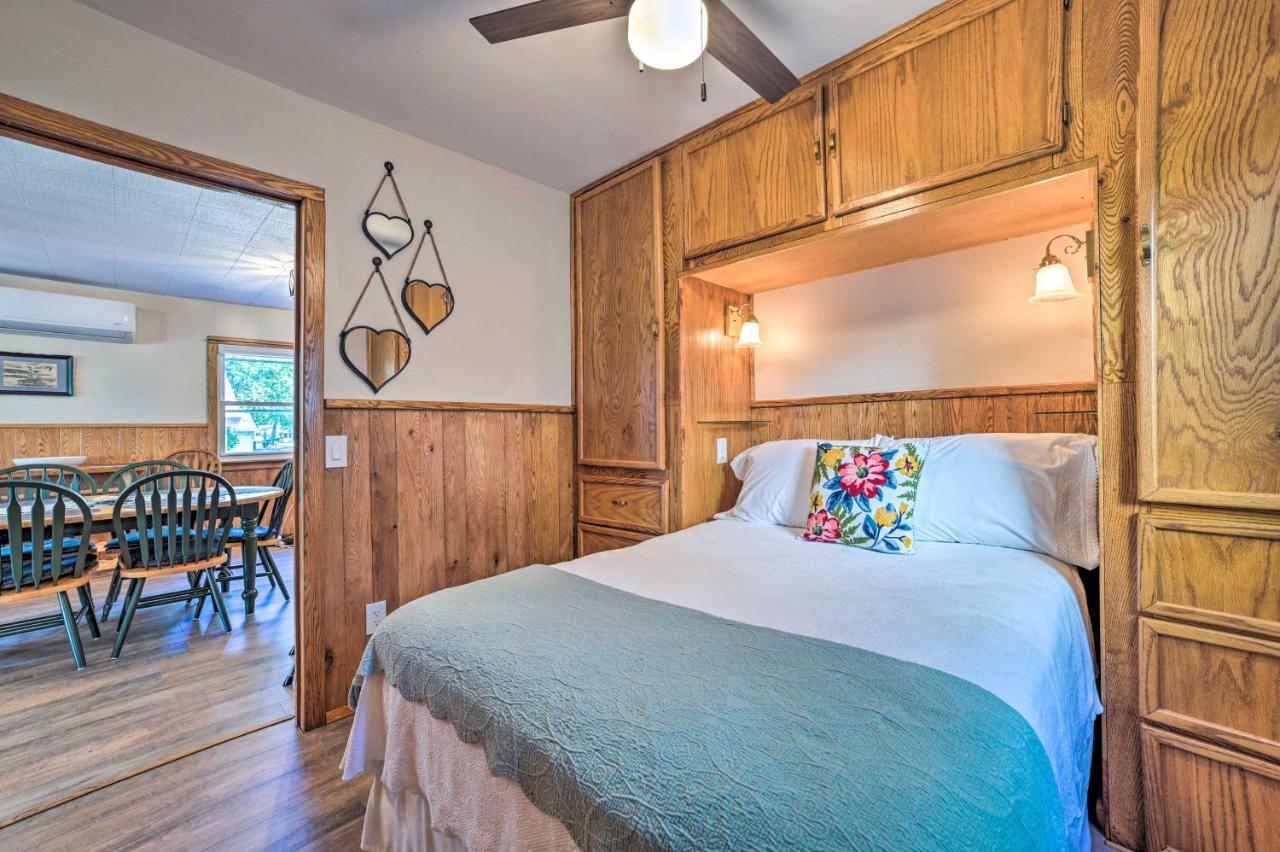 East Tawas Lakefront Getaway With Kayaks And Deck Zewnętrze zdjęcie